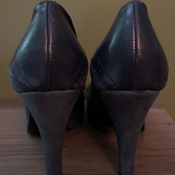 Liliana navy leather heels size 39, BNIB - Picture 2 of 9